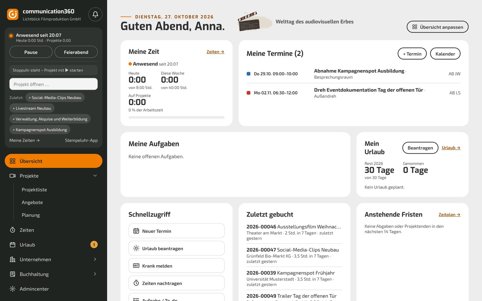 Startseite von communication360 mit Zeiterfassung, Terminen, Urlaub und den zuletzt gebuchten Projekten